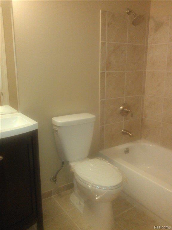 5118 Lapeer Road Burton, MI 48509 - Photo 3 of 19 IMAG1449.jpg