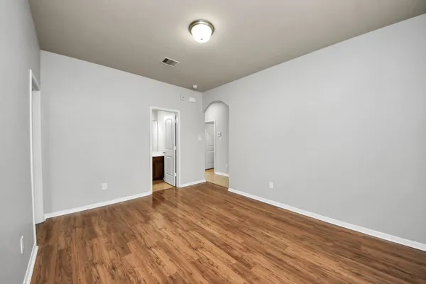 $2,250 | 3211 Norville Lane, Houston, TX 77047