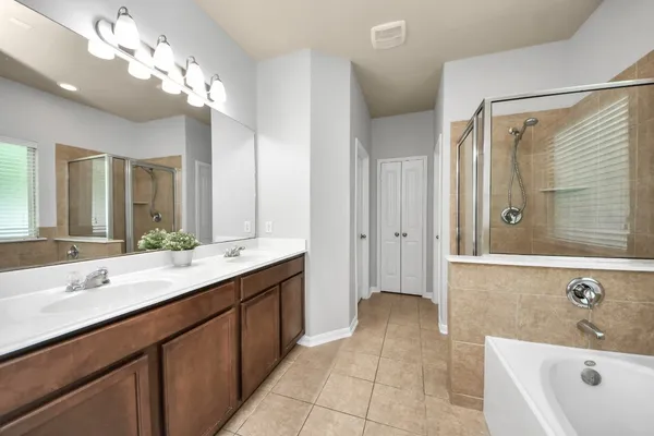 $2,250 | 3211 Norville Lane, Houston, TX 77047