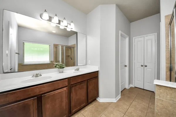 $2,250 | 3211 Norville Lane, Houston, TX 77047