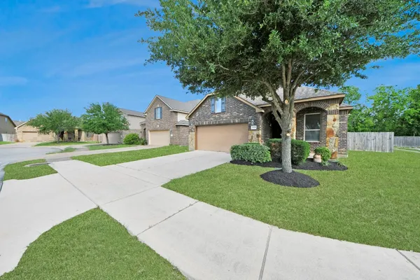$2,250 | 3211 Norville Lane, Houston, TX 77047