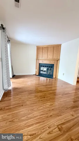 $3,200 | 6033 Joust Lane, Alexandria, VA 22315