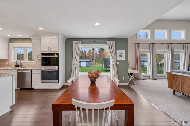 $625,000 | 48 Worthington Lane, Lancaster, NY 14086