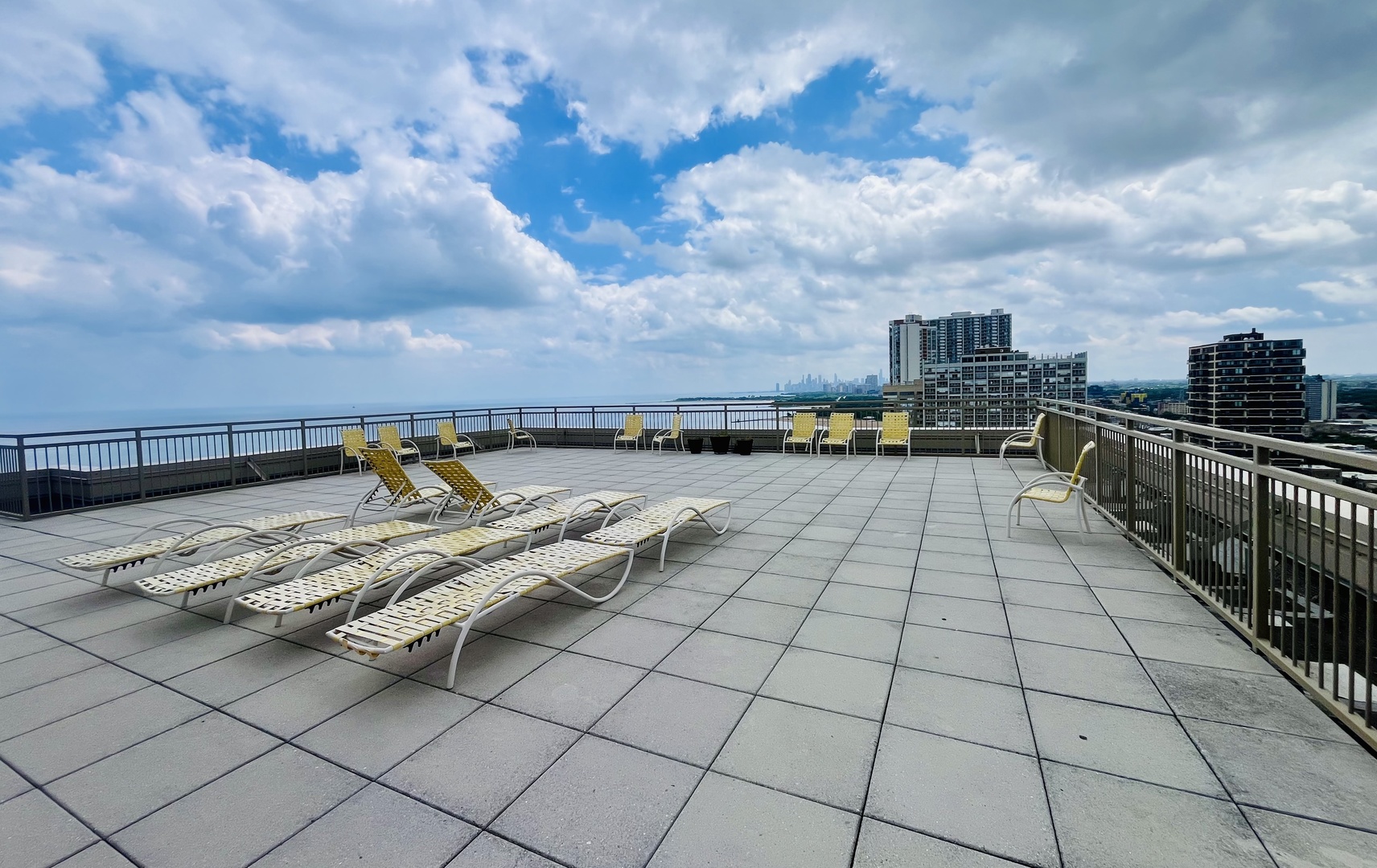 6301 North Sheridan Road, Unit 15C Chicago, IL 60660 - Photo 20 of 20