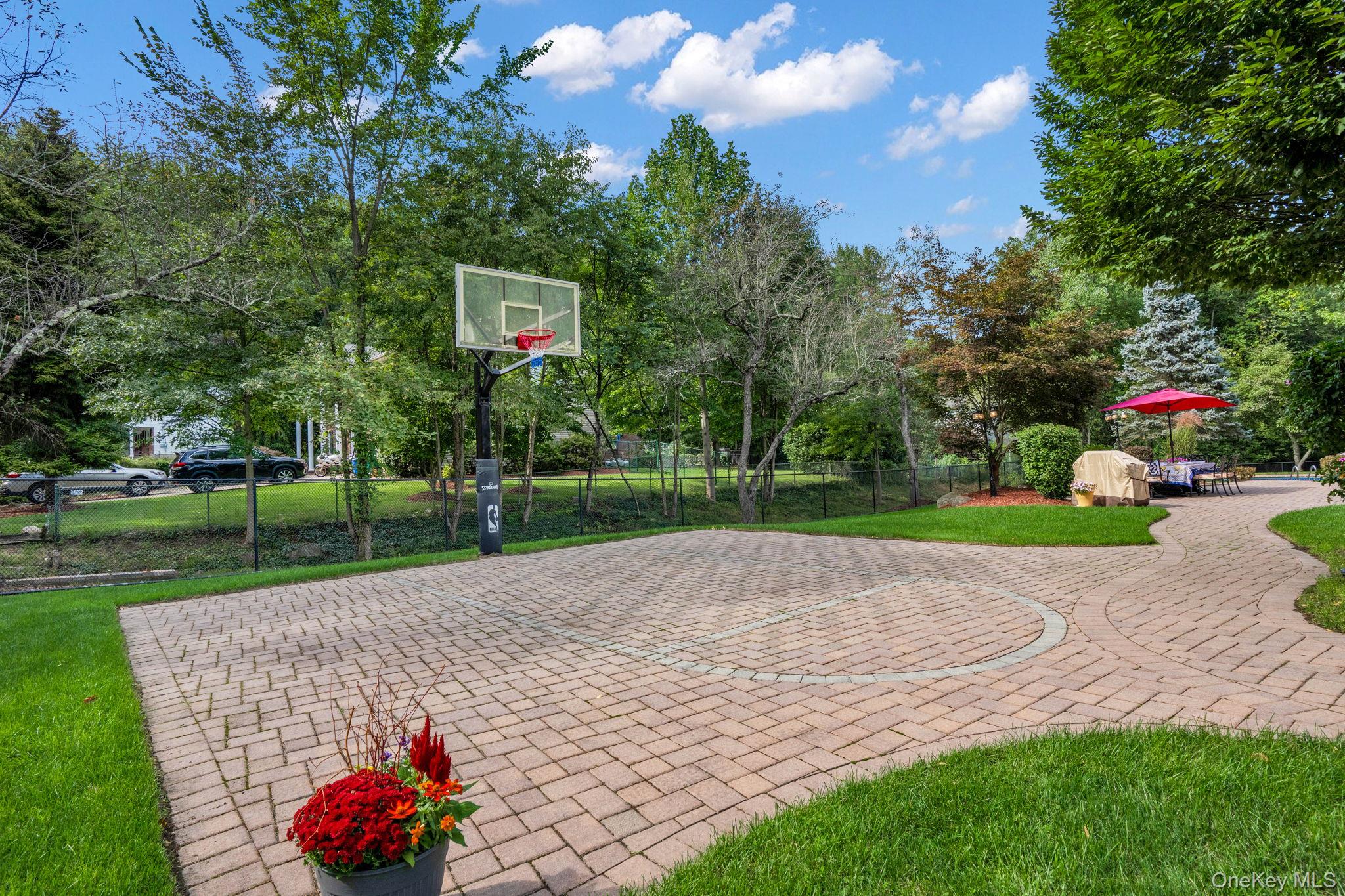 649 South Pascack Road Spring Valley, NY 10977 - Photo 30 of 34 Gallery Image 30