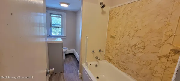 $1,200 | 32 Murray Street, Unit 34, Wilkes Barre, PA 18702