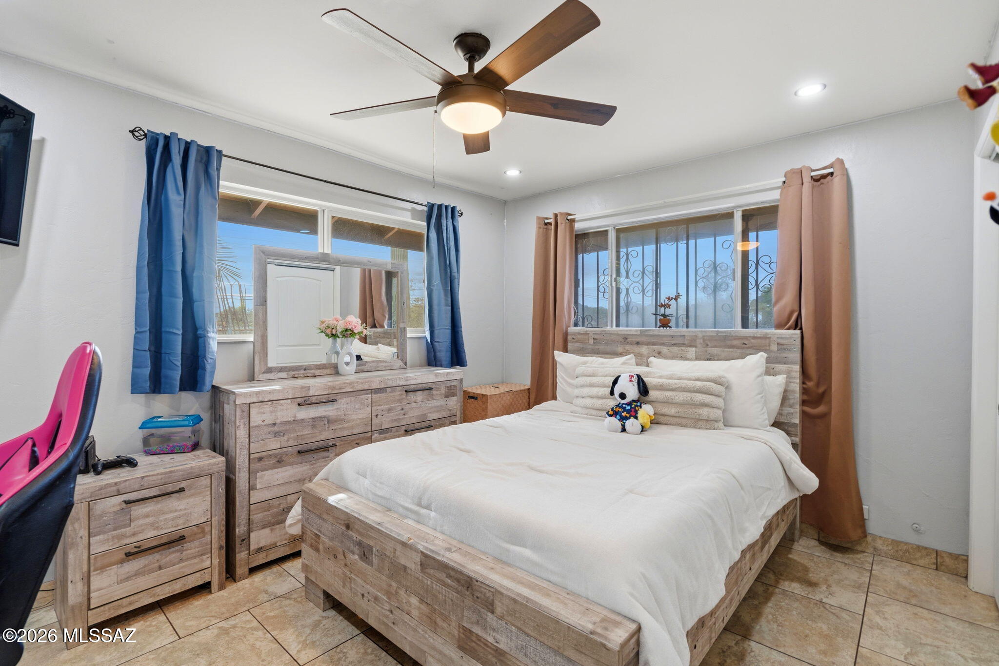 5645 South Caballo Road Tucson, AZ 85746 - Photo 24 of 43 Bedroom