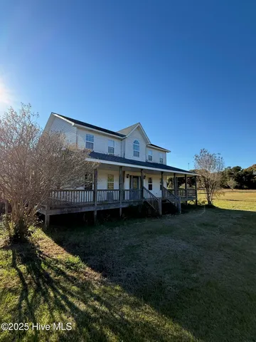 $589,888 | 228 Gill Net Lane, Sneads Ferry, NC 28460