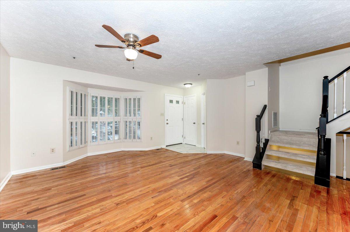 19235 Cross Ridge Drive Germantown, MD 20874 - Photo 8 of 49