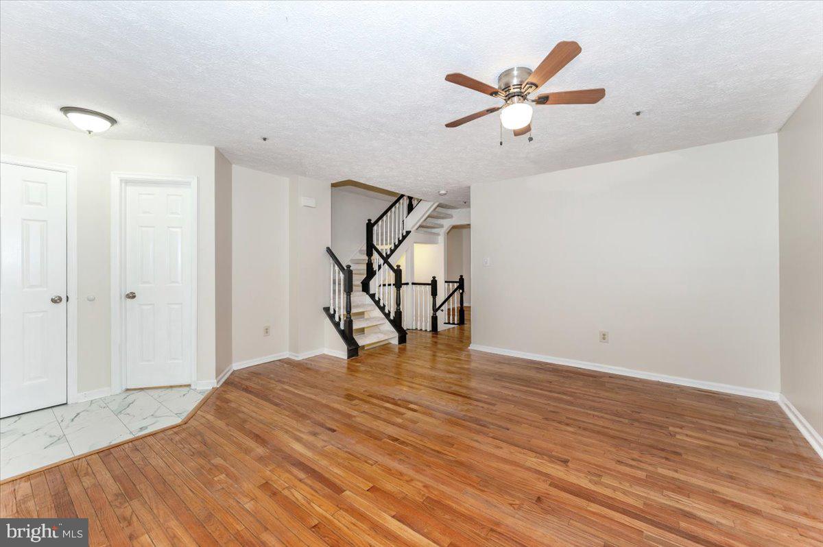 19235 Cross Ridge Drive Germantown, MD 20874 - Photo 9 of 49