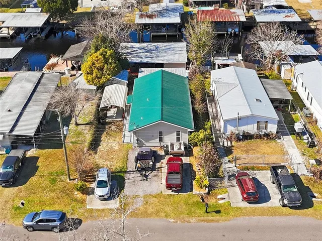 a picture of houses with outdoor space