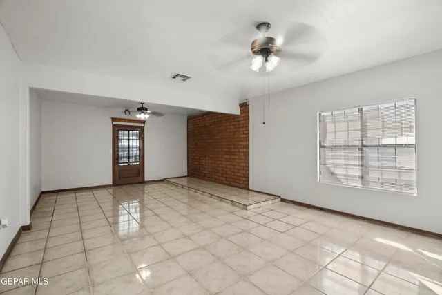 $320,000 | 15368 Highway 80 Fabens Tx 79838, Fabens, TX 79838