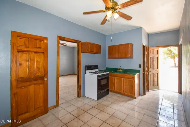 $320,000 | 15368 Highway 80 Fabens Tx 79838, Fabens, TX 79838