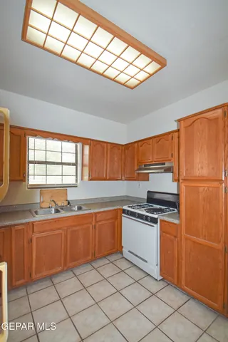 $320,000 | 15368 Highway 80 Fabens Tx 79838, Fabens, TX 79838