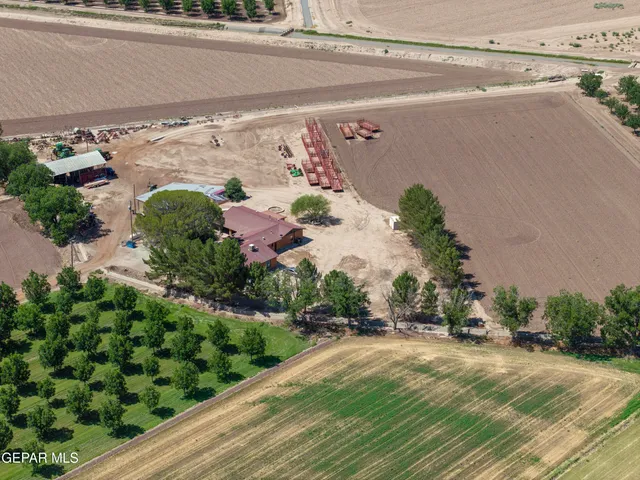 $320,000 | 15368 Highway 80 Fabens Tx 79838, Fabens, TX 79838