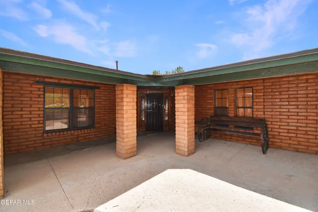 $320,000 | 15368 Highway 80 Fabens Tx 79838, Fabens, TX 79838