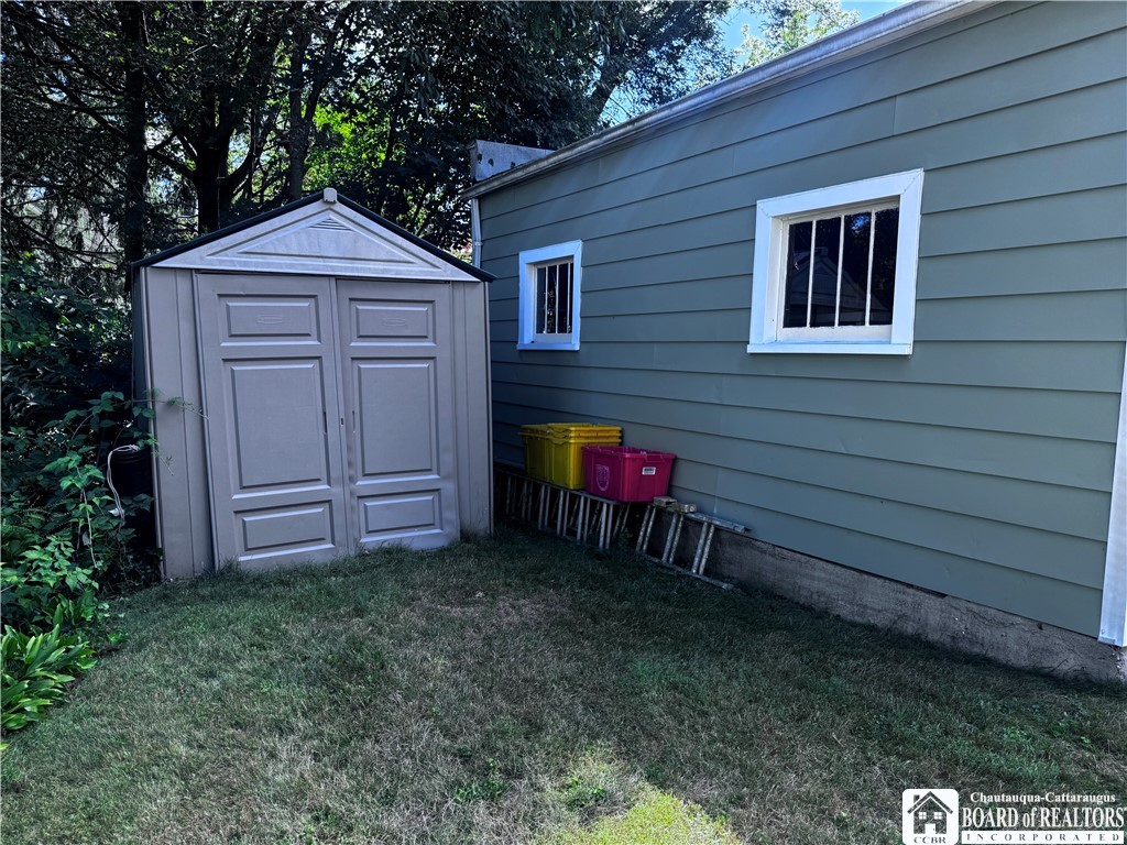 214 Palmer Street Jamestown, NY 14701 - Photo 29 of 35