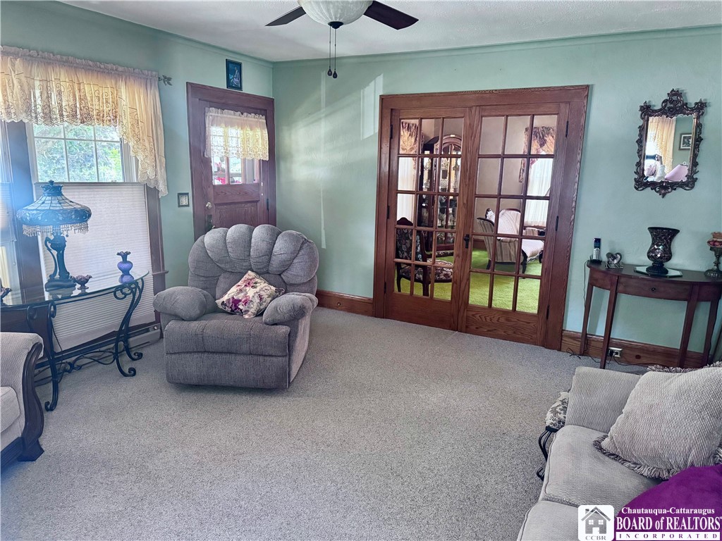 214 Palmer Street Jamestown, NY 14701 - Photo 8 of 35