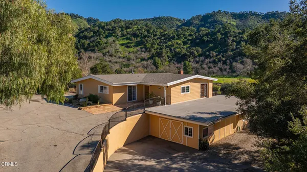 $1,995,000 | 10522-62 Creek Road, Ojai, CA 93023