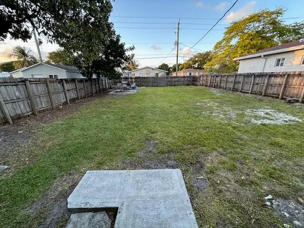 $425,000 | 2307 Wilson Street, Hollywood, FL 33020