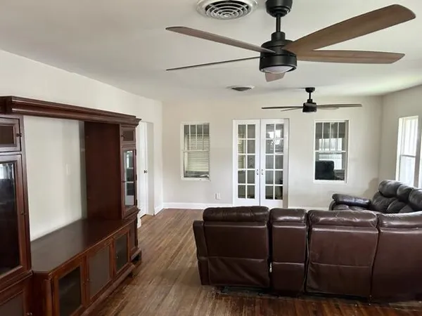 $425,000 | 2307 Wilson Street, Hollywood, FL 33020