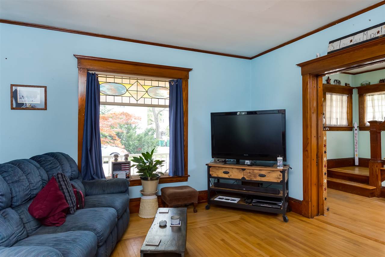 7 King Street Rochester, NH 03867 - Photo 4 of 30