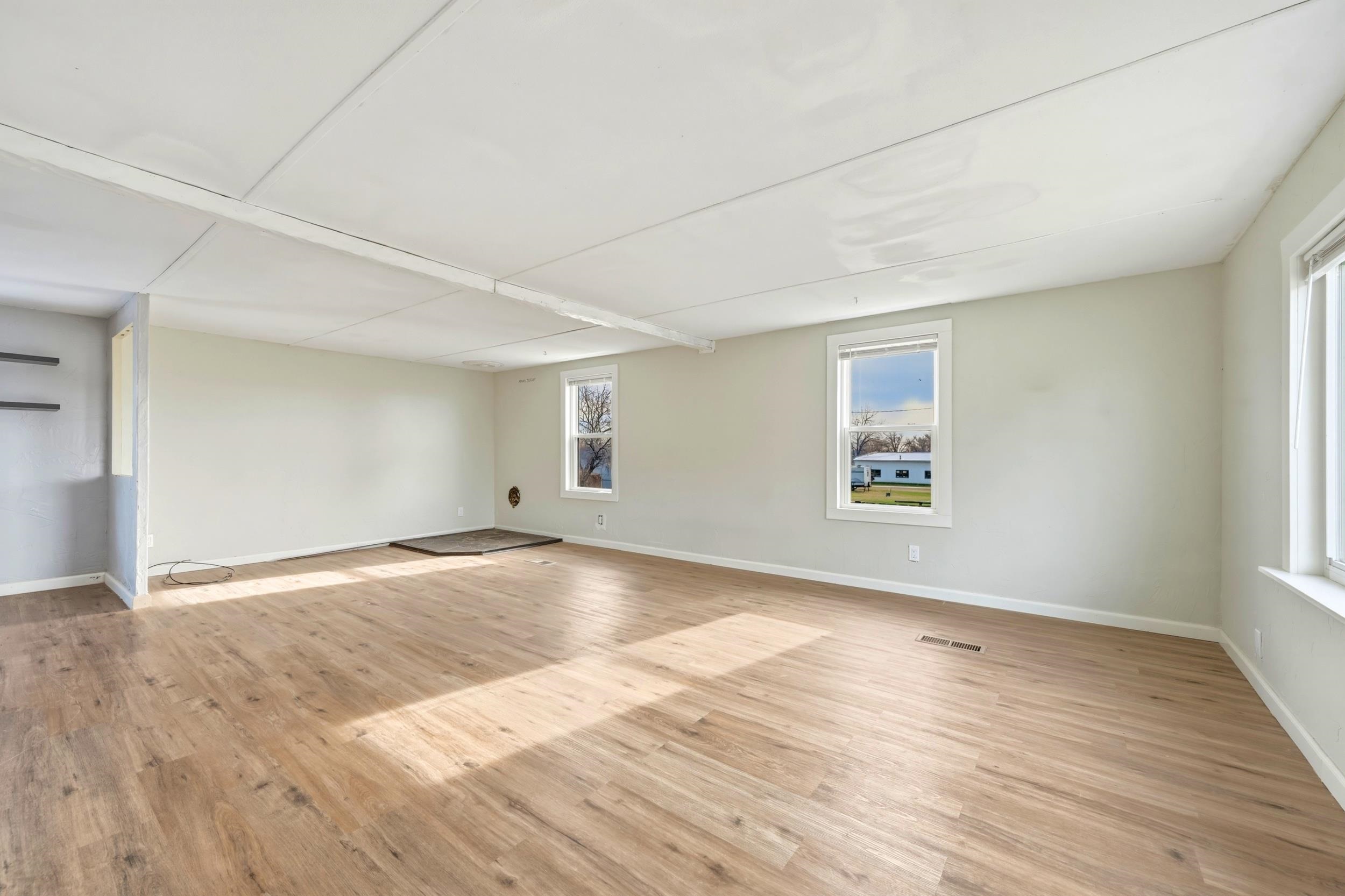 210 McKinney Street Buffalo, WY 82834 - Photo 3 of 23