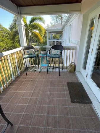 $1,800 | 249 Pompano Drive Southeast, Unit D, St. Petersburg, FL 33705