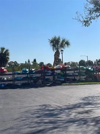 $1,800 | 249 Pompano Drive Southeast, Unit D, St. Petersburg, FL 33705