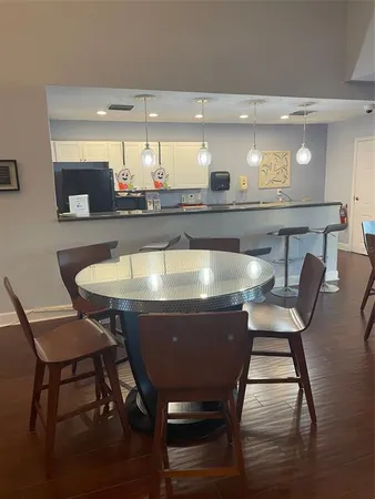 $1,800 | 249 Pompano Drive Southeast, Unit D, St. Petersburg, FL 33705