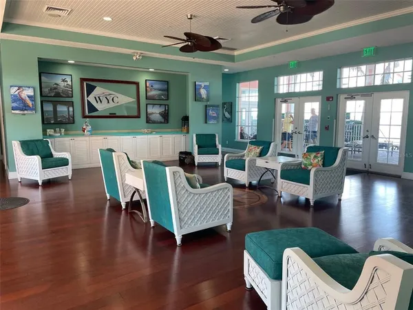 $1,800 | 249 Pompano Drive Southeast, Unit D, St. Petersburg, FL 33705