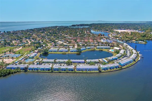 $1,800 | 249 Pompano Drive Southeast, Unit D, St. Petersburg, FL 33705