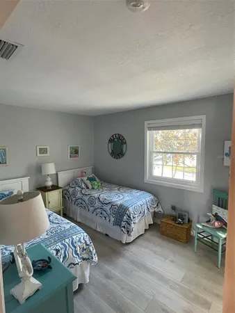 $1,800 | 249 Pompano Drive Southeast, Unit D, St. Petersburg, FL 33705