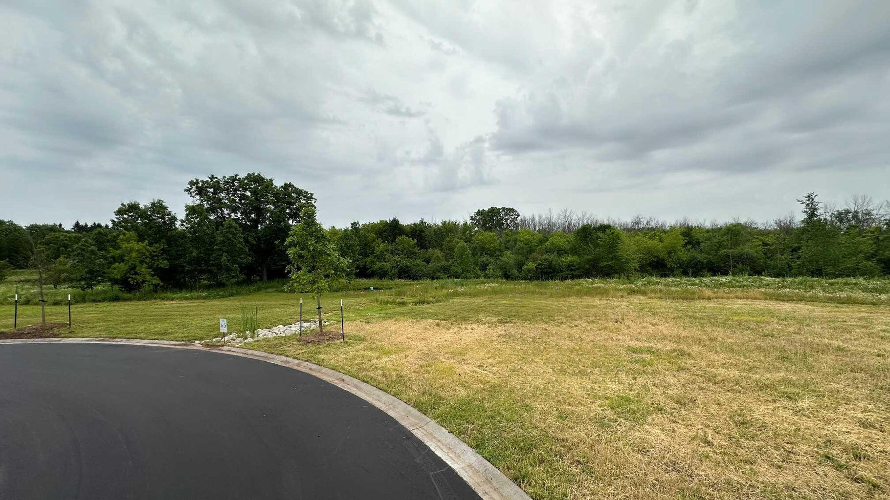 3620 West Club Circle Mequon, WI 53092 - Photo 5 of 8 1945561-5