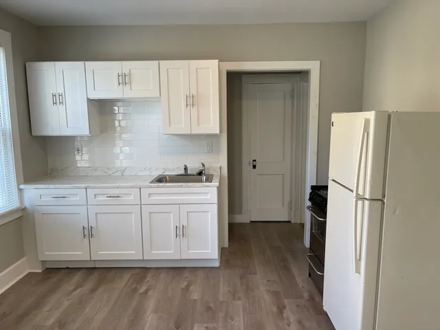 $1,600 | 80 Hazel Street, Hartford, CT 06106