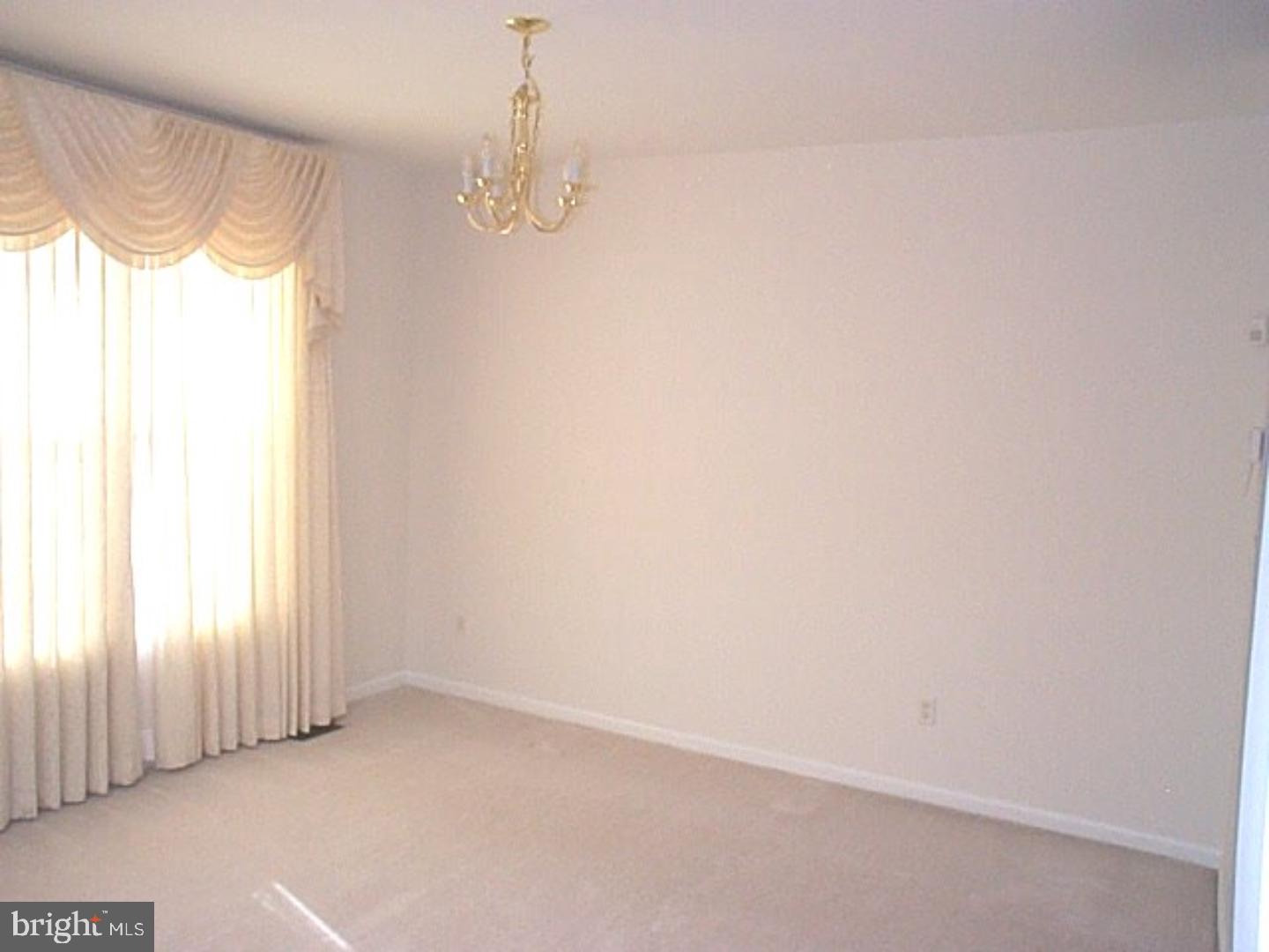 21 Dunleary Drive Bear, DE 19701 - Photo 4 of 16 dining room