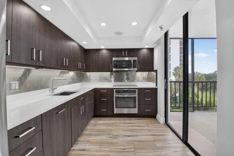 $559,000 | 6845 Willow Wood Drive, Unit 3041, Boca Raton, FL 33434