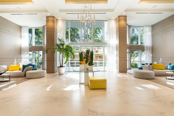 $5,300 | 21055 Yacht Club Drive, Unit 605, Aventura, FL 33180