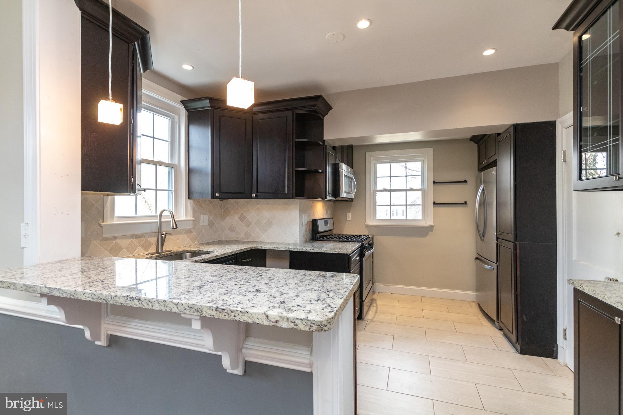3210 Cedarhurst Road Baltimore, MD 21214 - Photo 10 of 26