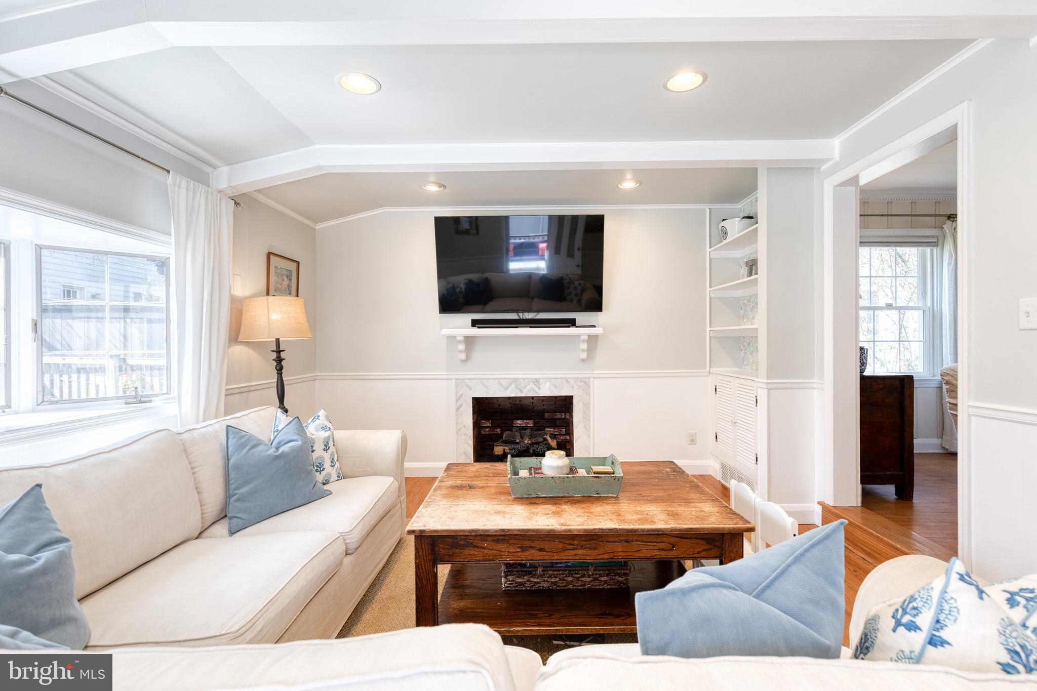 1229 Lake Falls Road Baltimore, MD 21210 - Photo 12 of 40