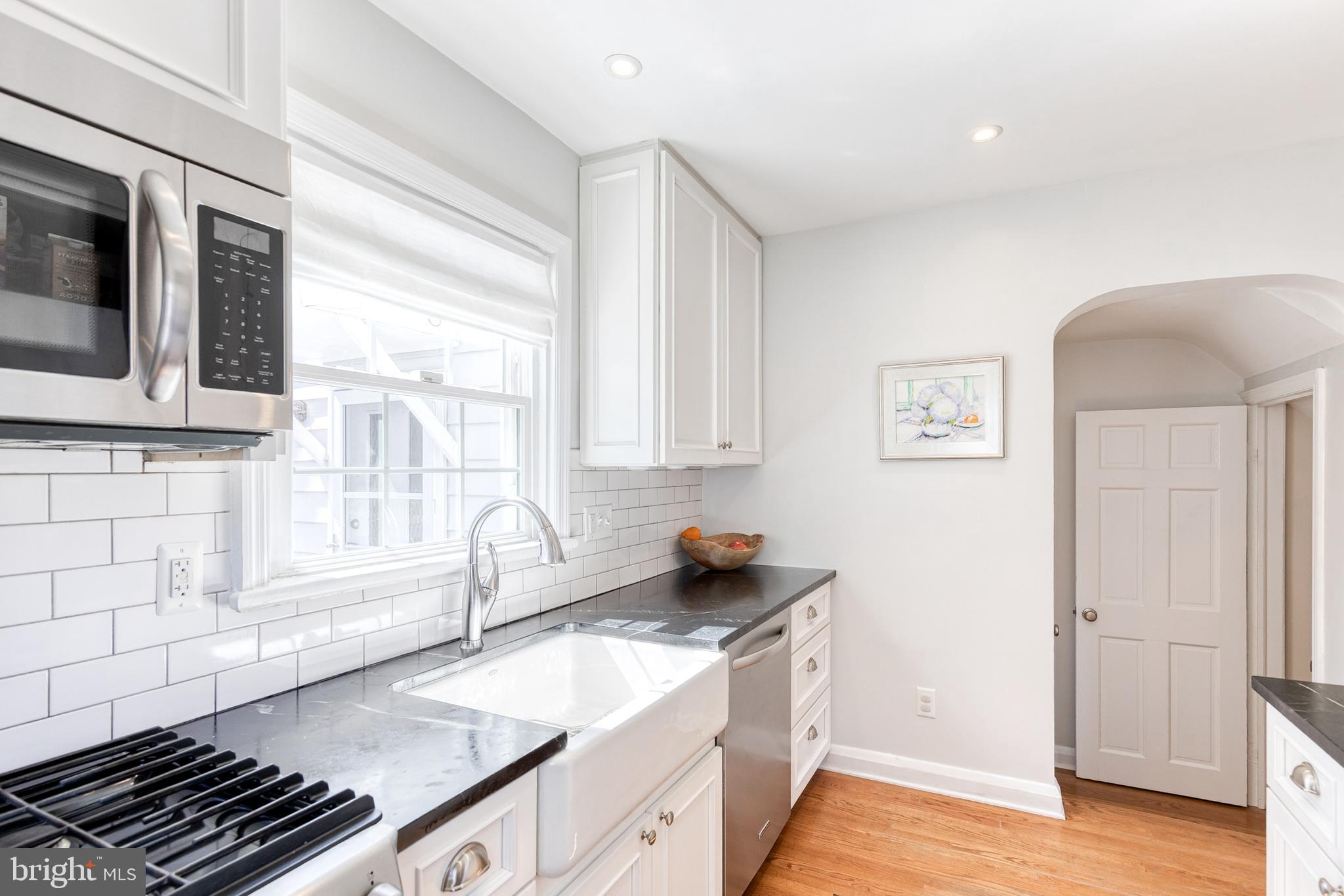 1229 Lake Falls Road Baltimore, MD 21210 - Photo 23 of 40