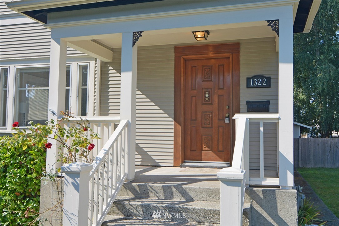 1322 Rucker Avenue Everett, WA 98201 - Photo 1 of 25