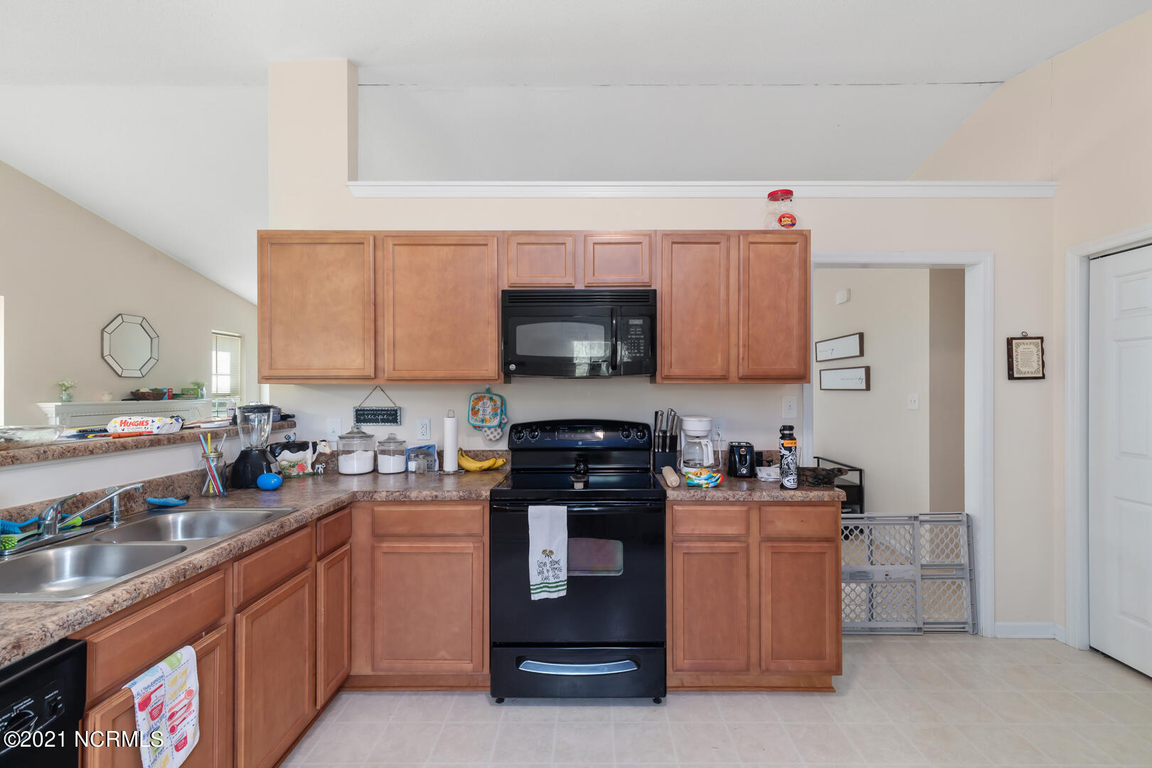 301 Five Mile Road Richlands, NC 28574 - Photo 13 of 25 301Kitchen