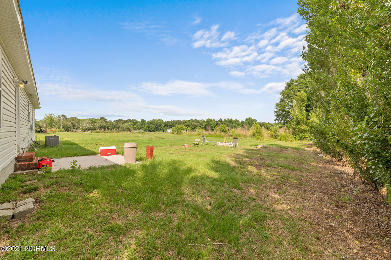 301 Five Mile Road Richlands, NC 28574 - Photo 23 of 25 301Back