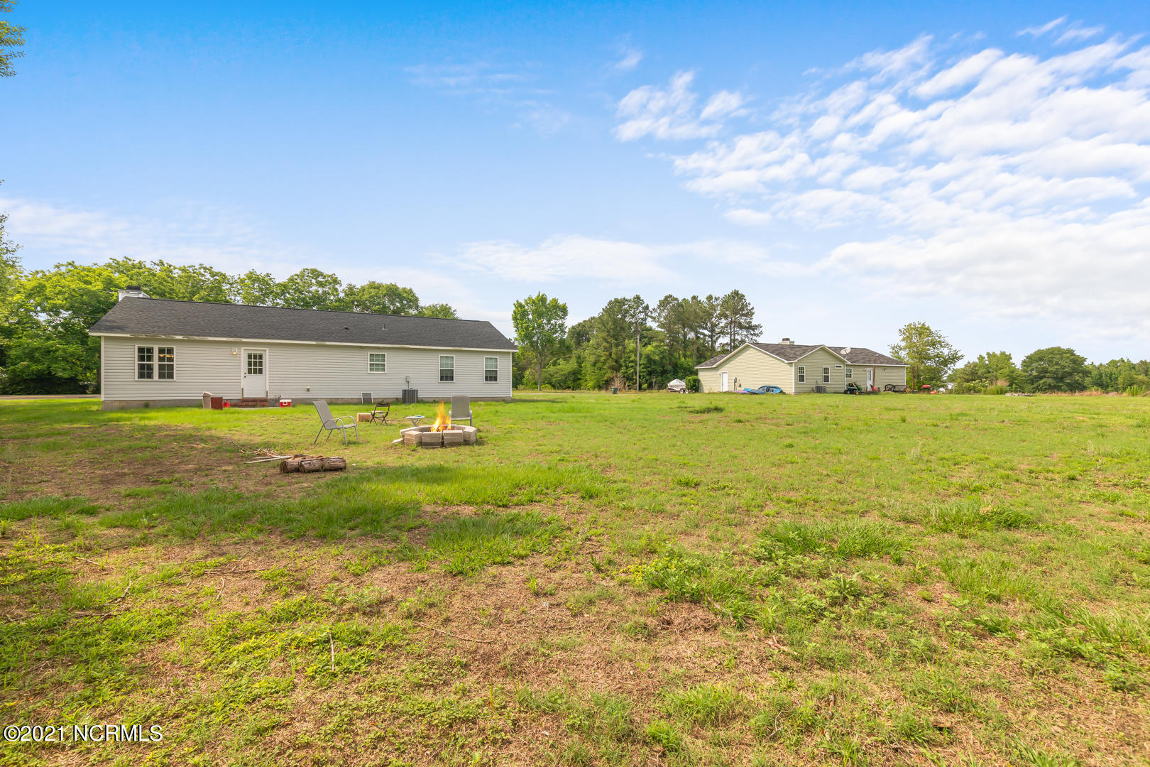 301 Five Mile Road Richlands, NC 28574 - Photo 24 of 25 301Back2