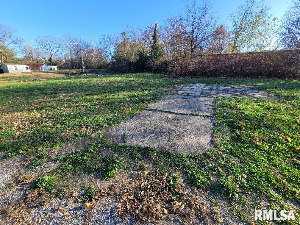 300 South 4th Street Mount Vernon, IL 62864 - Photo 8 of 10