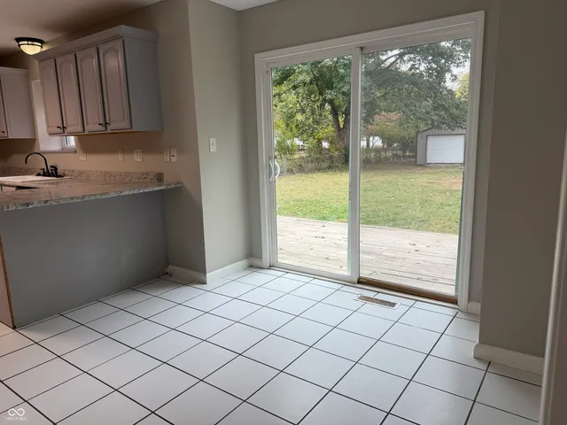 $254,900 | 1040 North Fruitridge Avenue, Terre Haute, IN 47804