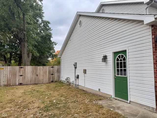 $254,900 | 1040 North Fruitridge Avenue, Terre Haute, IN 47804