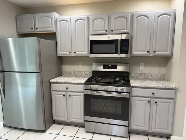 $254,900 | 1040 North Fruitridge Avenue, Terre Haute, IN 47804