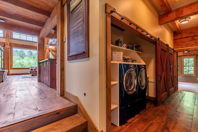 $2,225,000 | 16 Hunter Ridge Road, Winhall, VT 05340